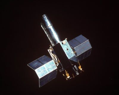 26 de janeiro de 1978 o Explorador Ultravioleta Internacional e lancado ao espaco