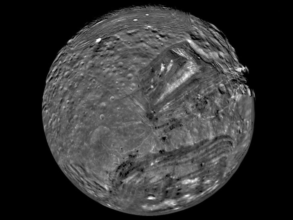 16 de fevereiro de 1948 Gerard Kuiper descobre a lua de Urano Miranda
