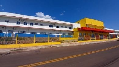 Erechim inaugura novo espaco da Escola Municipal de Ensino Fundamental Caras Pintadas
