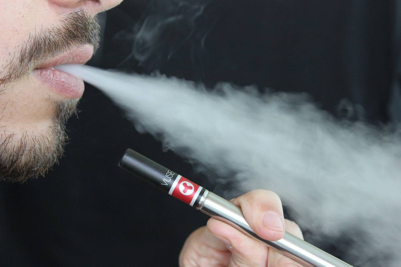 e cigarette g986f6fc0f 1280