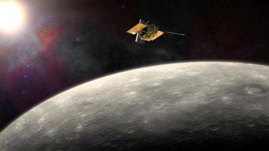 30 de abril de 2015 nave espacial Messenger cai em Mercurio
