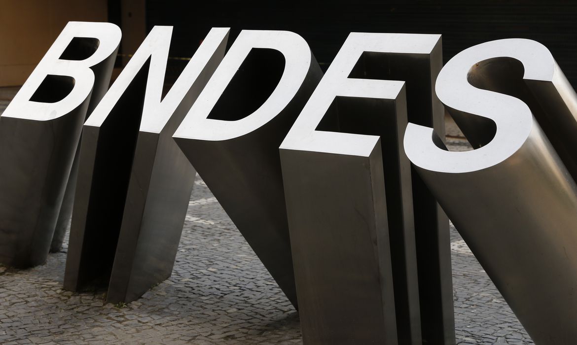 BNDES contrata fundo de investimento para sete setores chave
