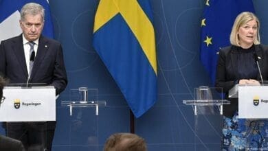 Finlandia e Suecia solicitam formalmente adesao a Otan