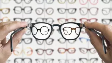 Usar oculos pode fazer uma pessoa parecer mais inteligente mesmo sem motivo