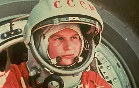 16 de junho de 1963 Valentina Tereshkova se torna a primeira mulher no espaco