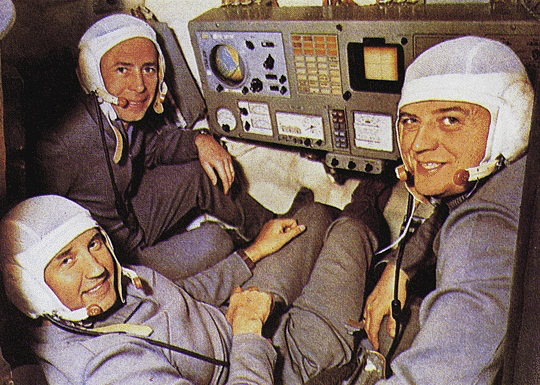 29 de junho de 1971 3 cosmonautas morrem na tragedia de capsula Soyuz 11