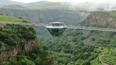 Canion na Georgia ganha ponte de vidro de 240 metros