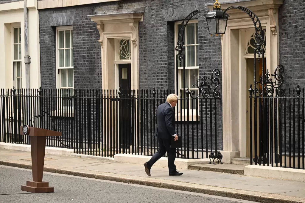 Boris Johnson renuncia como primeiro ministro do Reino Unido