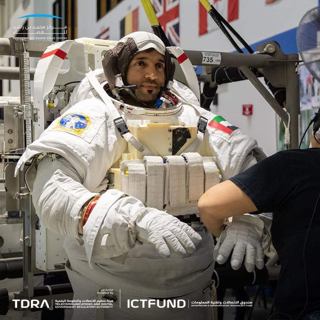 Emirados Arabes lanca seu primeiro astronauta para missao espacial longa