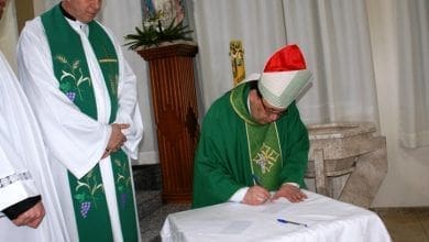 Bispo Diocesano oficializa dois novos parocos na Diocese de Erechim