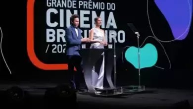 Marighella conquista 8 trofeus no Grande Premio do Cinema Brasileiro