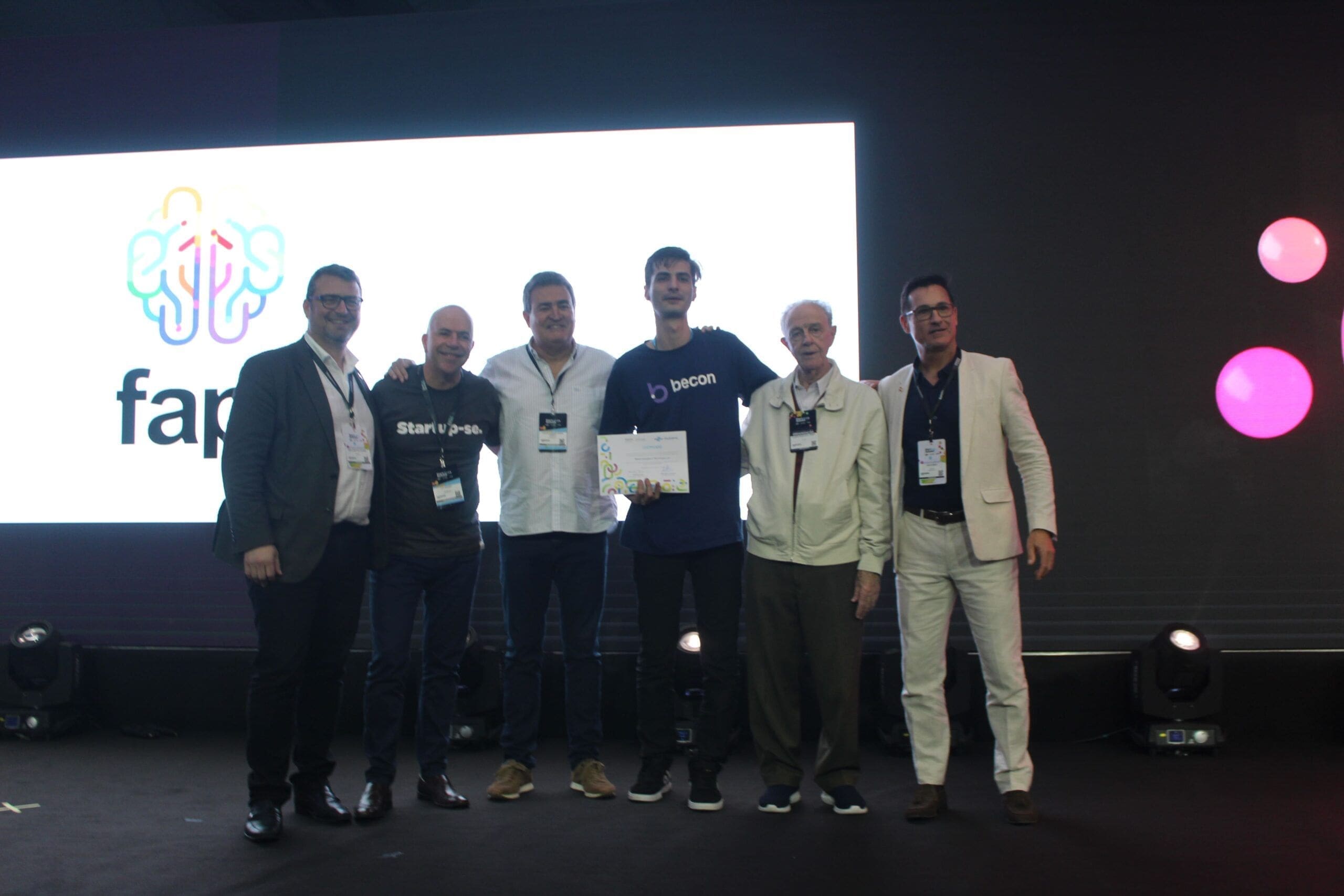 Startup de Joinville Bacon recebe premiacao do Acelera Startup SC scaled