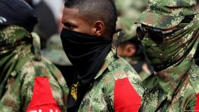 Colombia anuncia cessar fogo com ELN e grupos paramilitares
