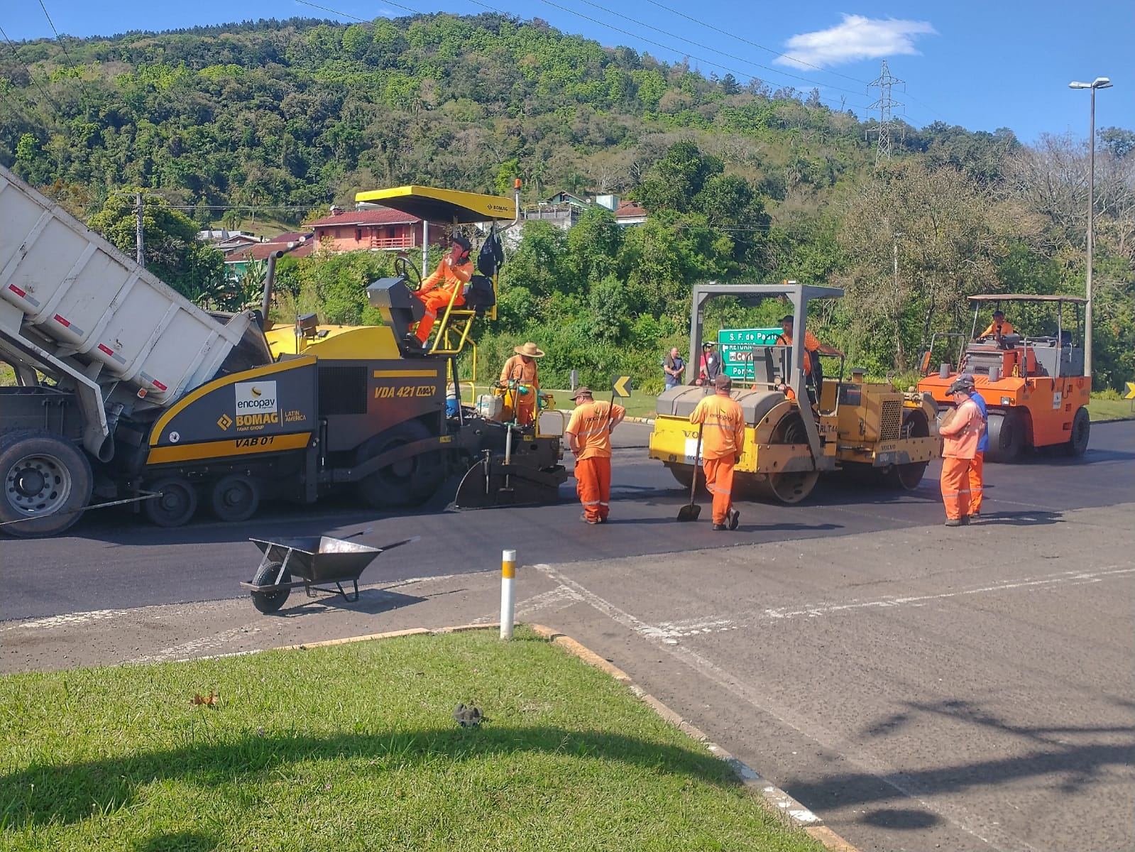 EGR alerta motoristas e pedestres para intervencoes em rodovias gauchas