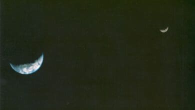 8 de setembro de 1977 Tirada a 1a foto do sistema Terra Lua