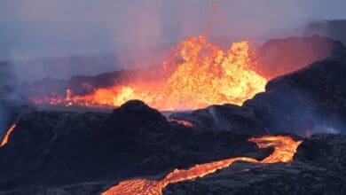 Islandia declara estado de emergencia devido a erupcao vulcanica iminente