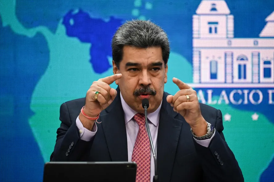 Maduro anuncia criacao de zona de defesa de Guiana Essequiba e nomeia general