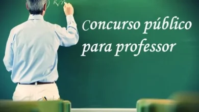 Eduardo Leite anuncia concurso para 3 mil vagas destinadas aos professores