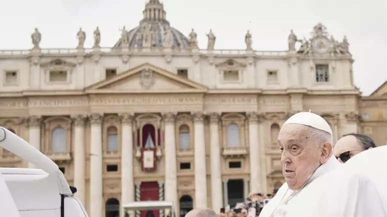 Morre o Papa Francisco aos 88 anos